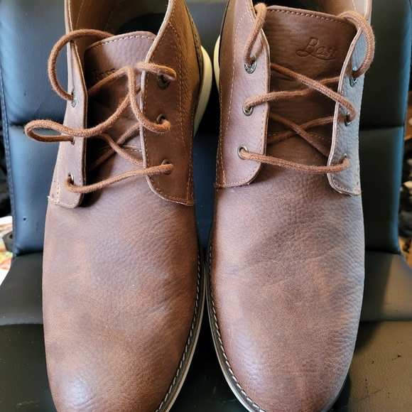 Boots - Picture 7 of 7